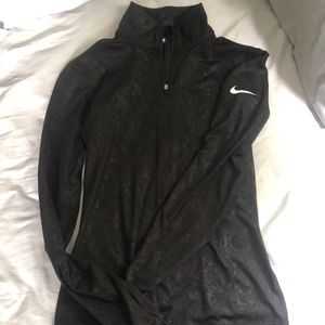 Nike pro quarter zip